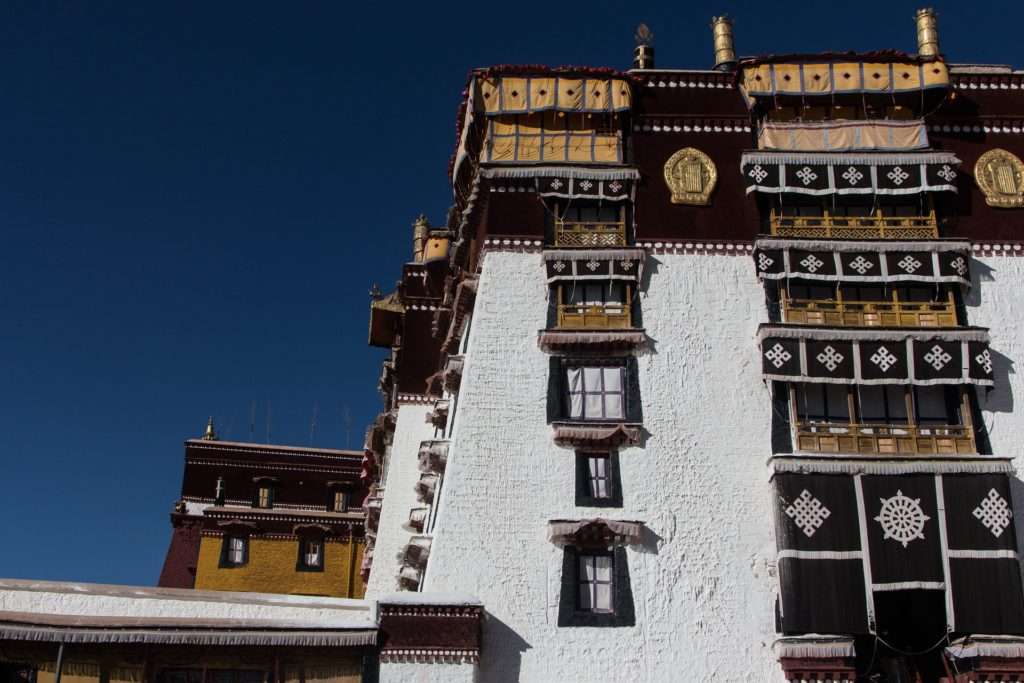 Lhasa building by dMz