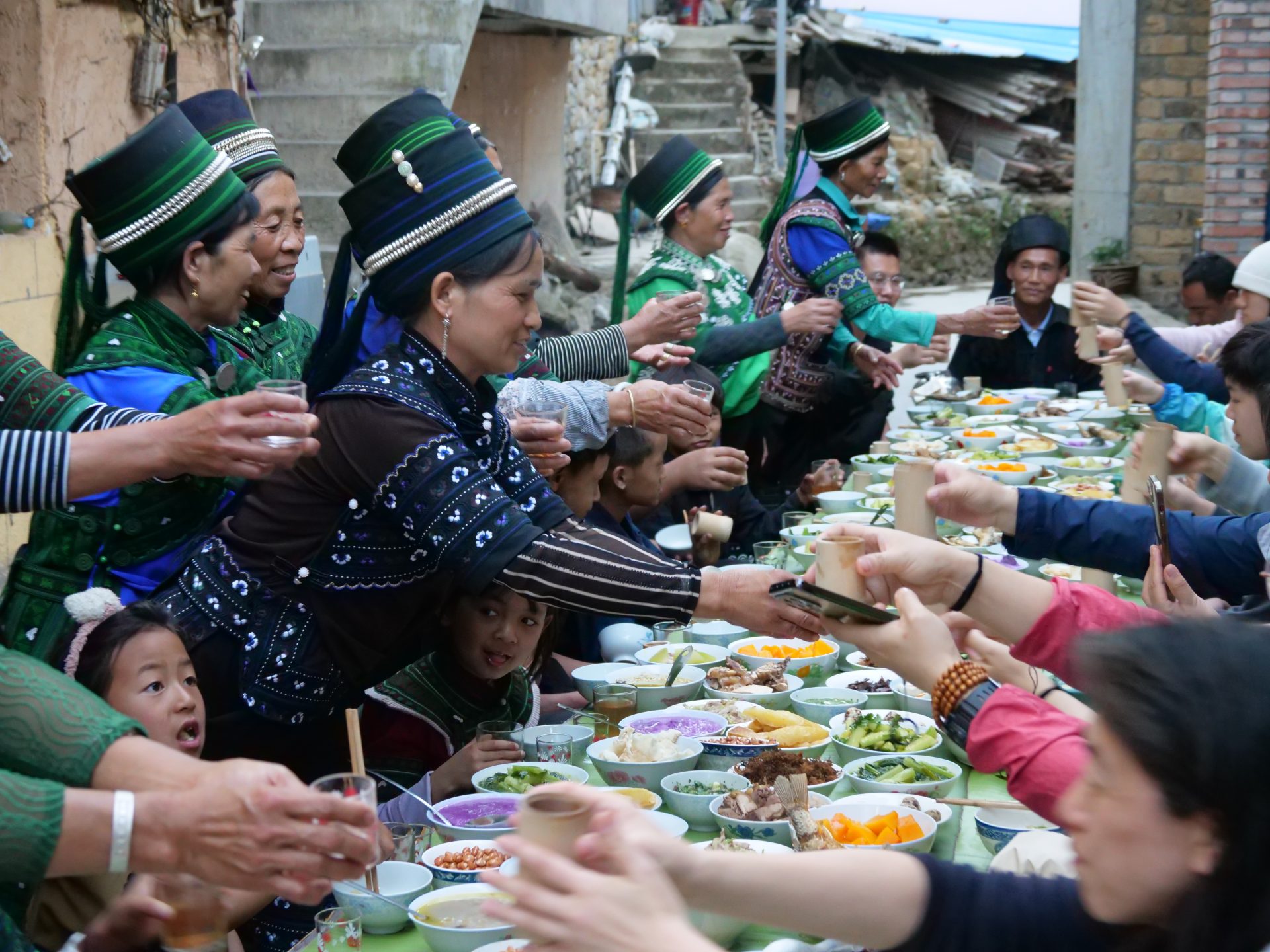 Voluntourism: Fostering Sustainable Change in Rural Yunnan Voluntourism: Fostering Sustainable Change in Rural Yunnan