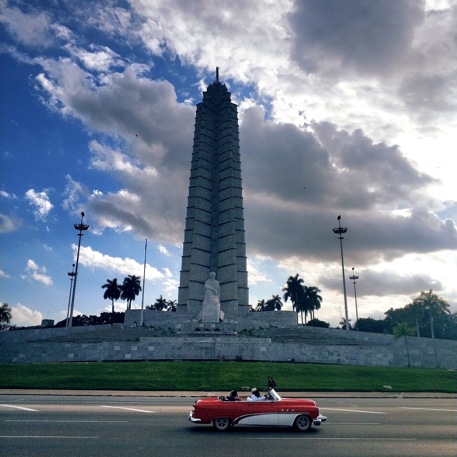 Faces of WildChina: Joaquín Yue 岳纶初 Faces of WildChina: Joaquín Yue 岳纶初