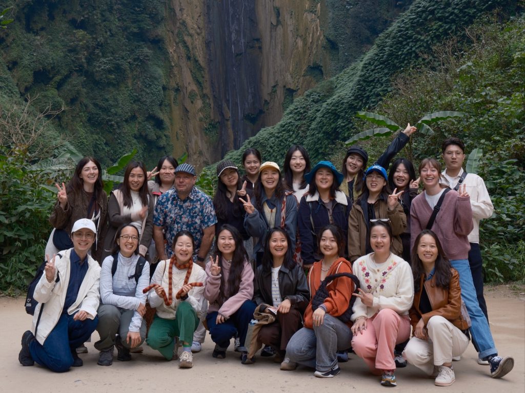 Discovering the Wonders of Chongzuo Discovering the Wonders of Chongzuo