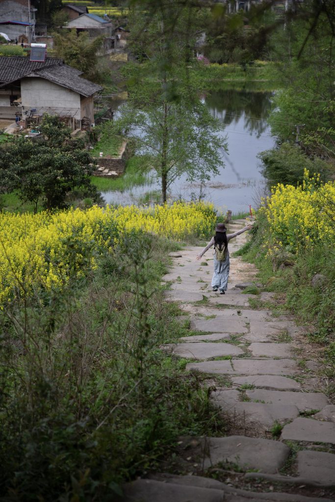 Faces of WildChina: Qiujing Peng 彭秋婧 Faces of WildChina: Qiujing Peng 彭秋婧