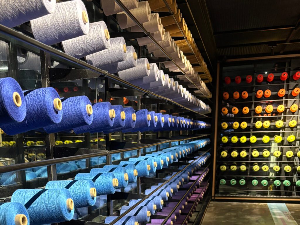 Beyond Zhangjiajie’s “Avatar Mountains”: The Art of Tujia Brocade Beyond Zhangjiajie’s “Avatar Mountains”: The Art of Tujia Brocade