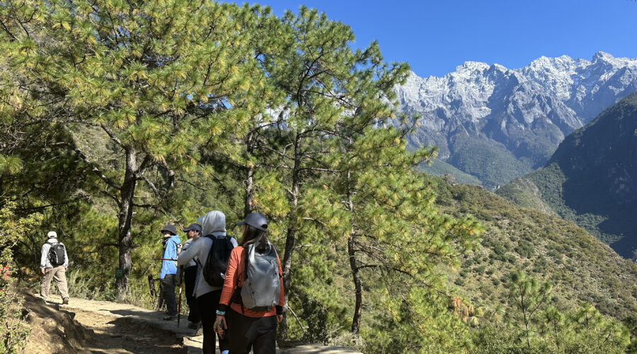 tiger leaping gorge yunnan china