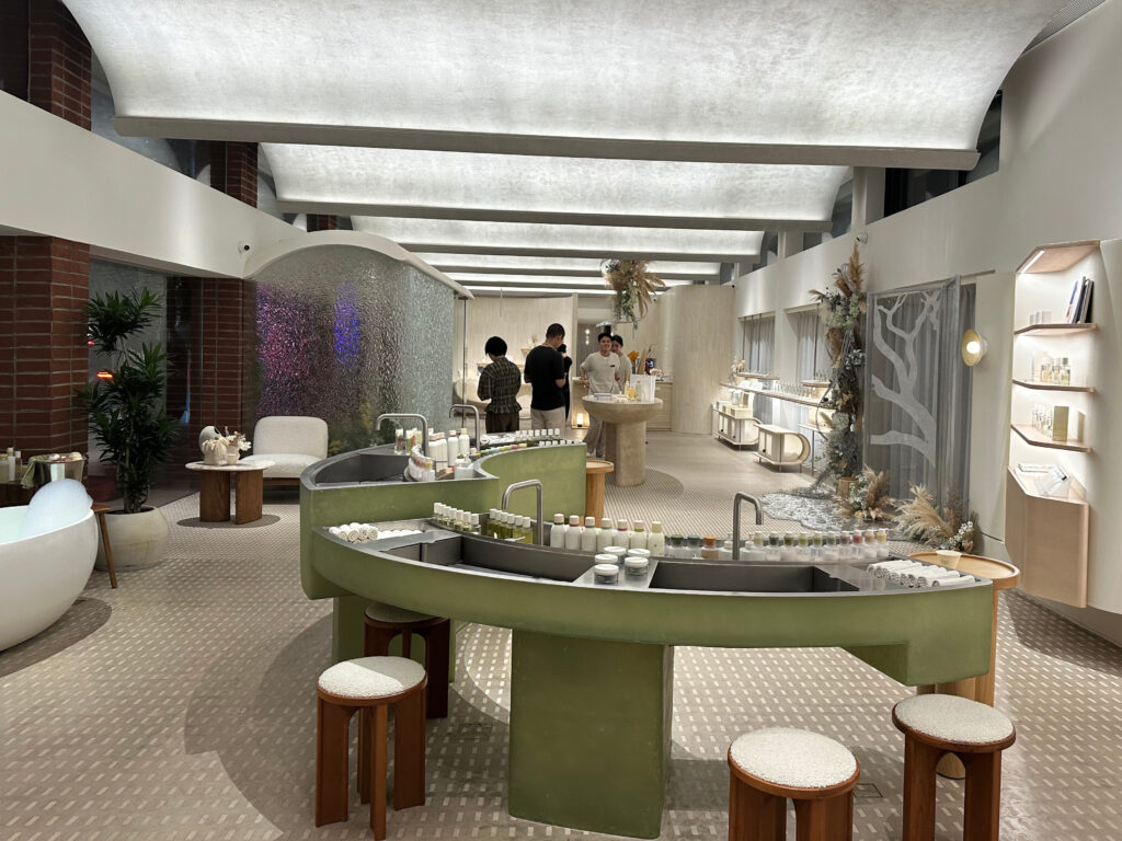 Beauty in China: The Art of Balance Beauty in China: The Art of Balance