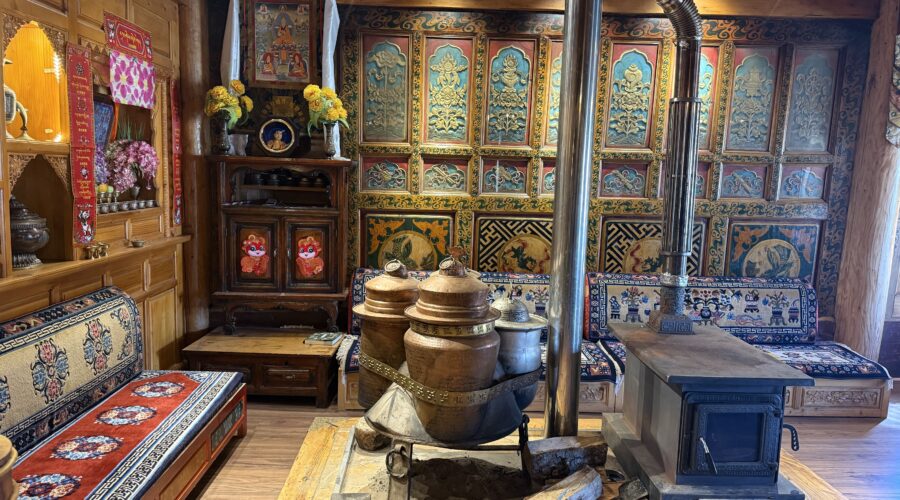 tibetan home shangri-la china